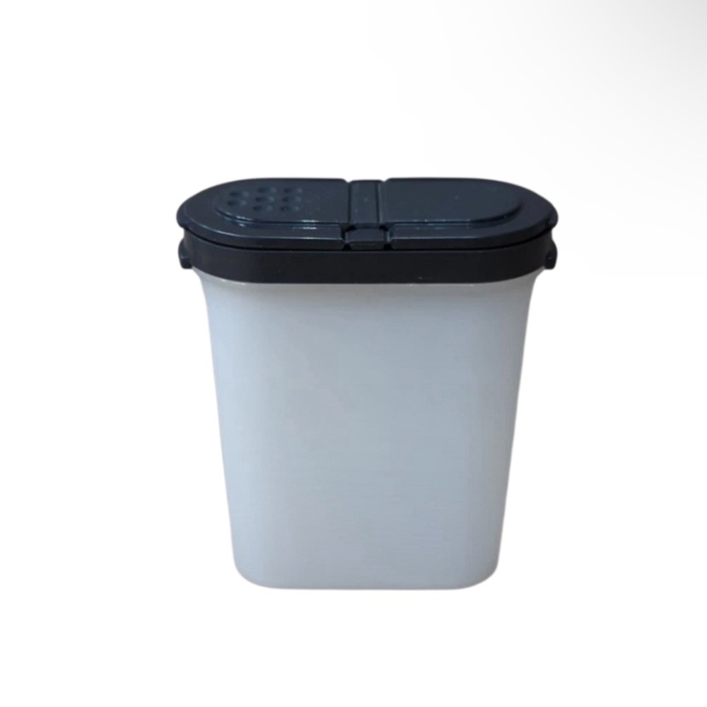 Tupperware Large Spice Shaker Container with Double Sided Lid. 8oz.